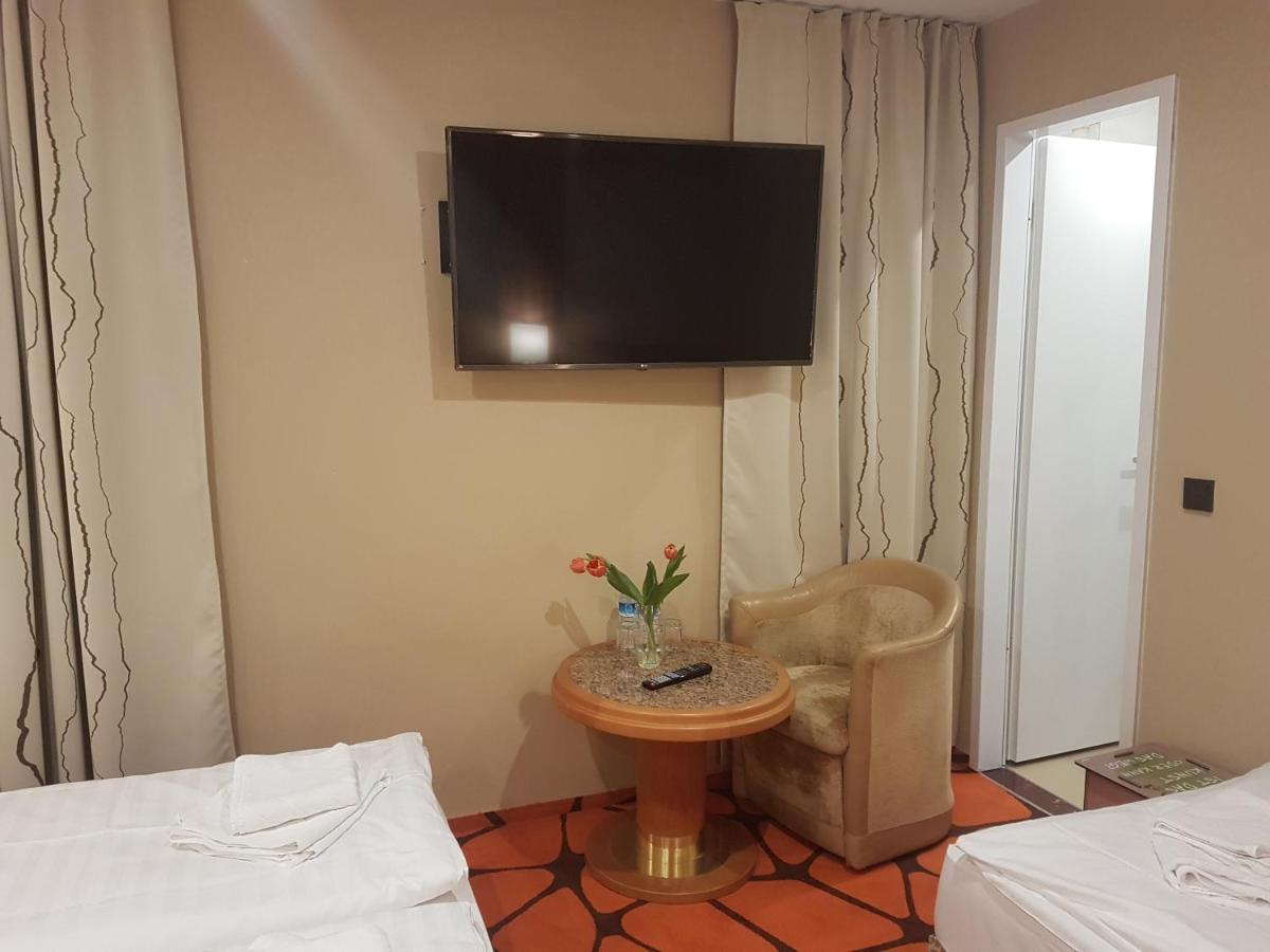 Elbgalerie Hotel Гамбург Екстер'єр фото