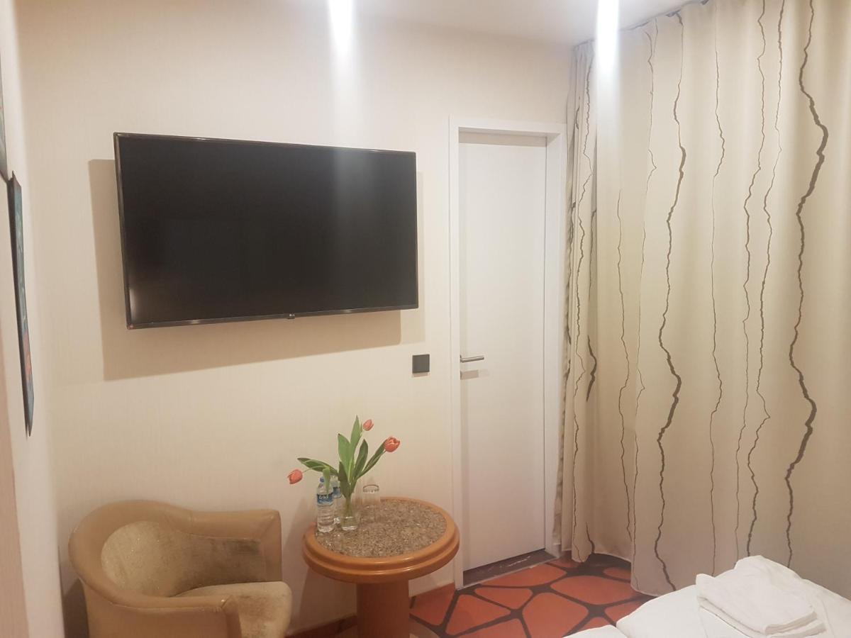 Elbgalerie Hotel Гамбург Екстер'єр фото